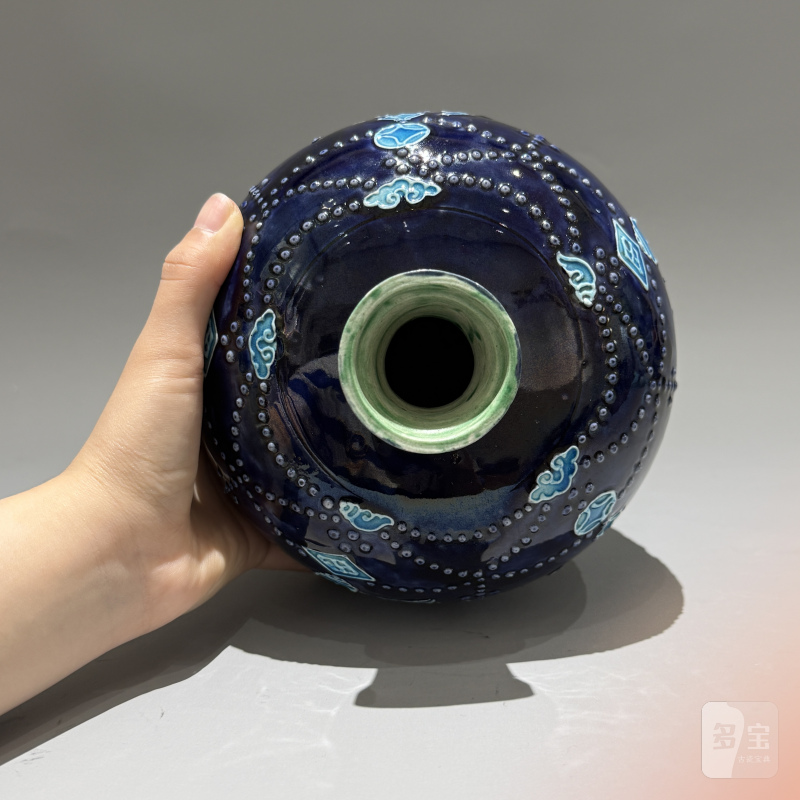 明代 景德镇珐琅彩梅瓶 - 图11